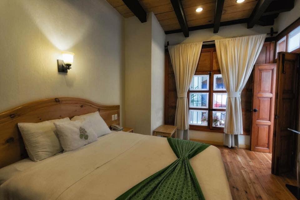 Hotel Provincia Сан-Кристобаль-де-Ла-Касас Номер фото